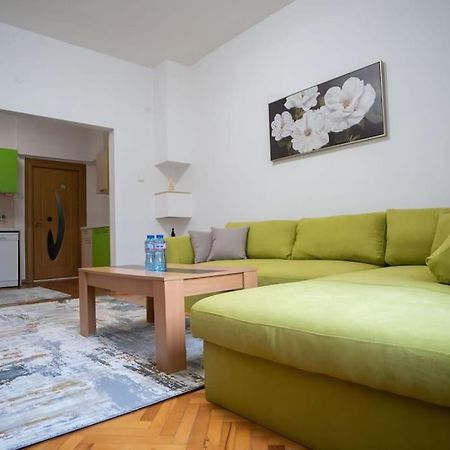 The Green Apartment In The Heart Of Old Sofia 1Bdr Eksteriør billede